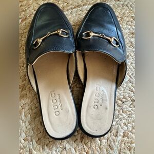 Gucci Loafers 38